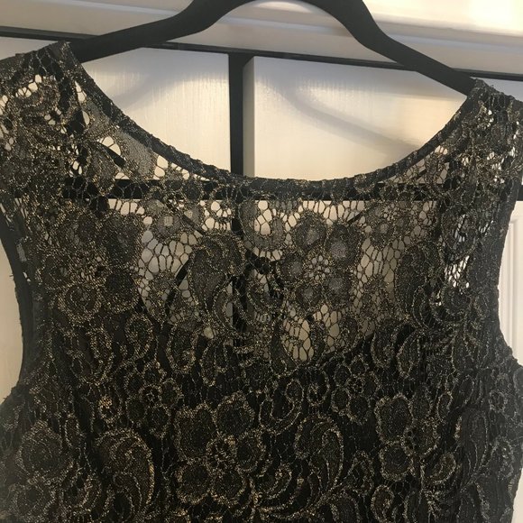 Black and Gold Lace Dress - Picture 2 of 3